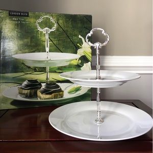 CORDON BLEU Two Tier Porcelain Server